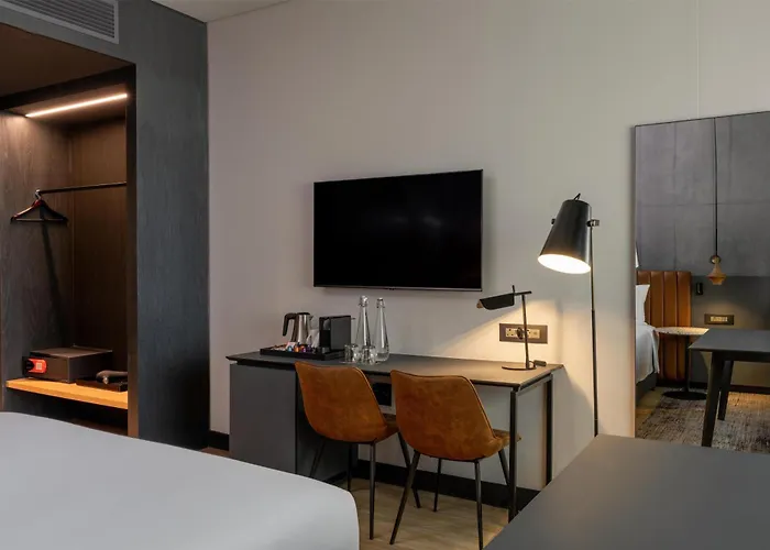 Radisson Red Hotel Johannesburg Rosebank